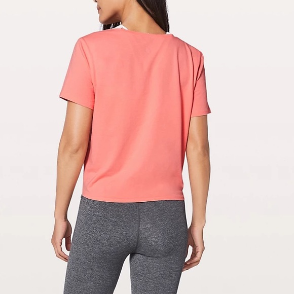 NWOT Lululemon Knot Gonna Fly Tee - Picture 4 of 4